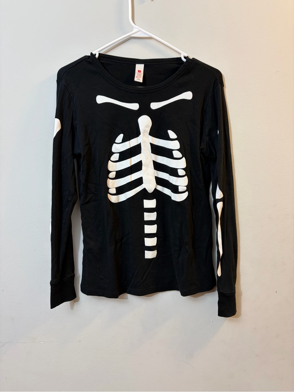 Target Womens Black Skeleton Bone Graphic Long Sleeve Halloween T-Shirt Small